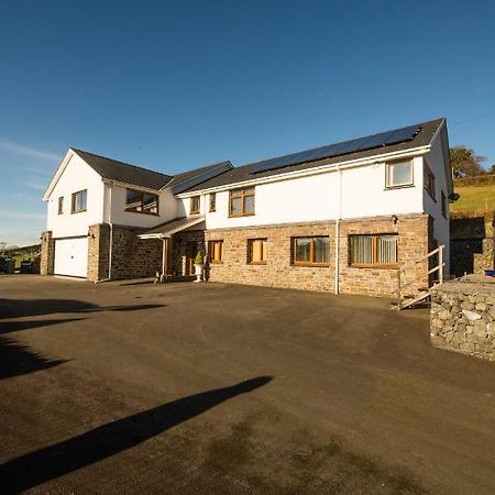 Bed and Breakfast Y Grange Llanfihangel-y-Creuddyn Екстер'єр фото